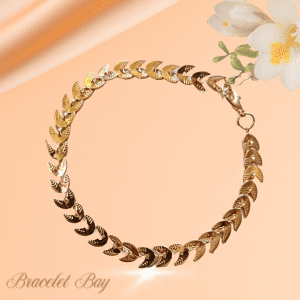 Gold Tone Fishtail Bracelet with Dotted Tips – Adjustable 18–23 cm Lightweight Jewellery