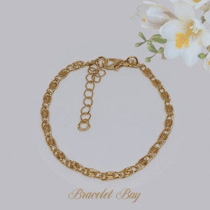 Annelise – Delicate Gold Tone Chain Bracelet, 2 mm Wide, 16 + 4.5 cm Adjustable, Lightweight Everyday Jewellery